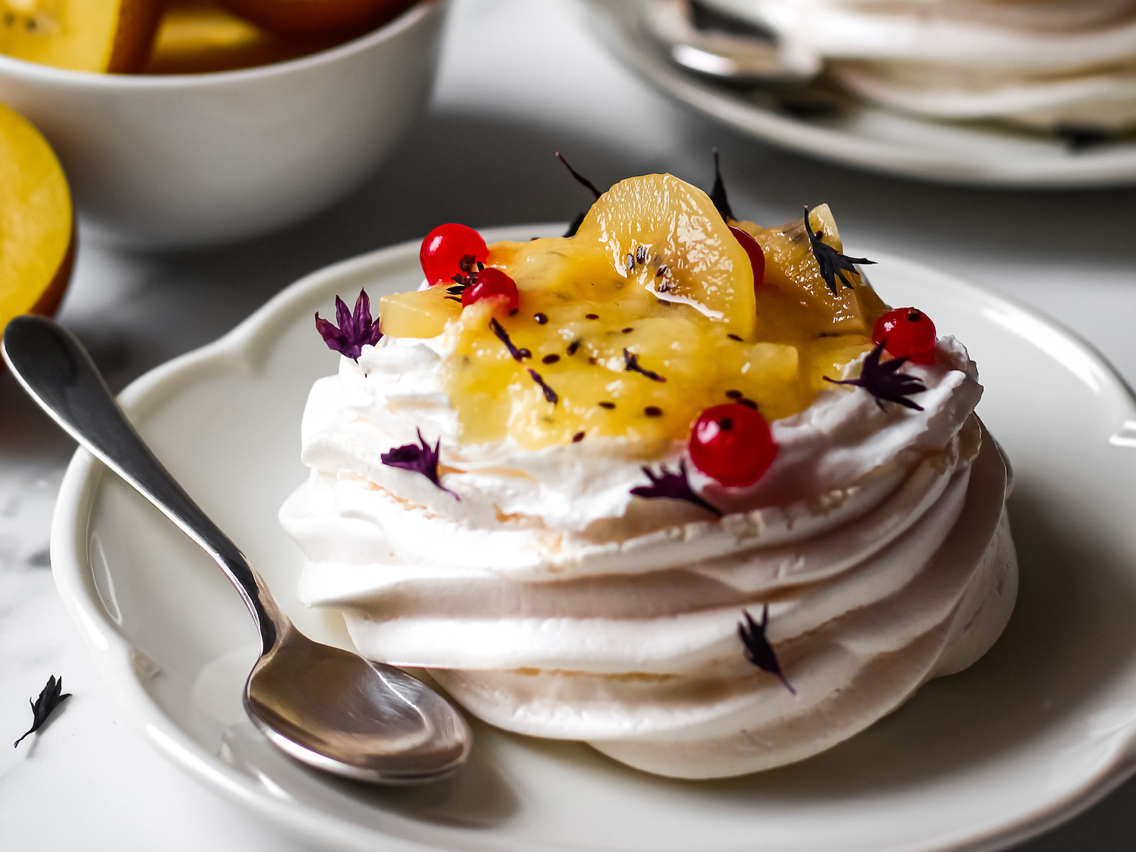 Mini Kiwi Vegan Pavlovas